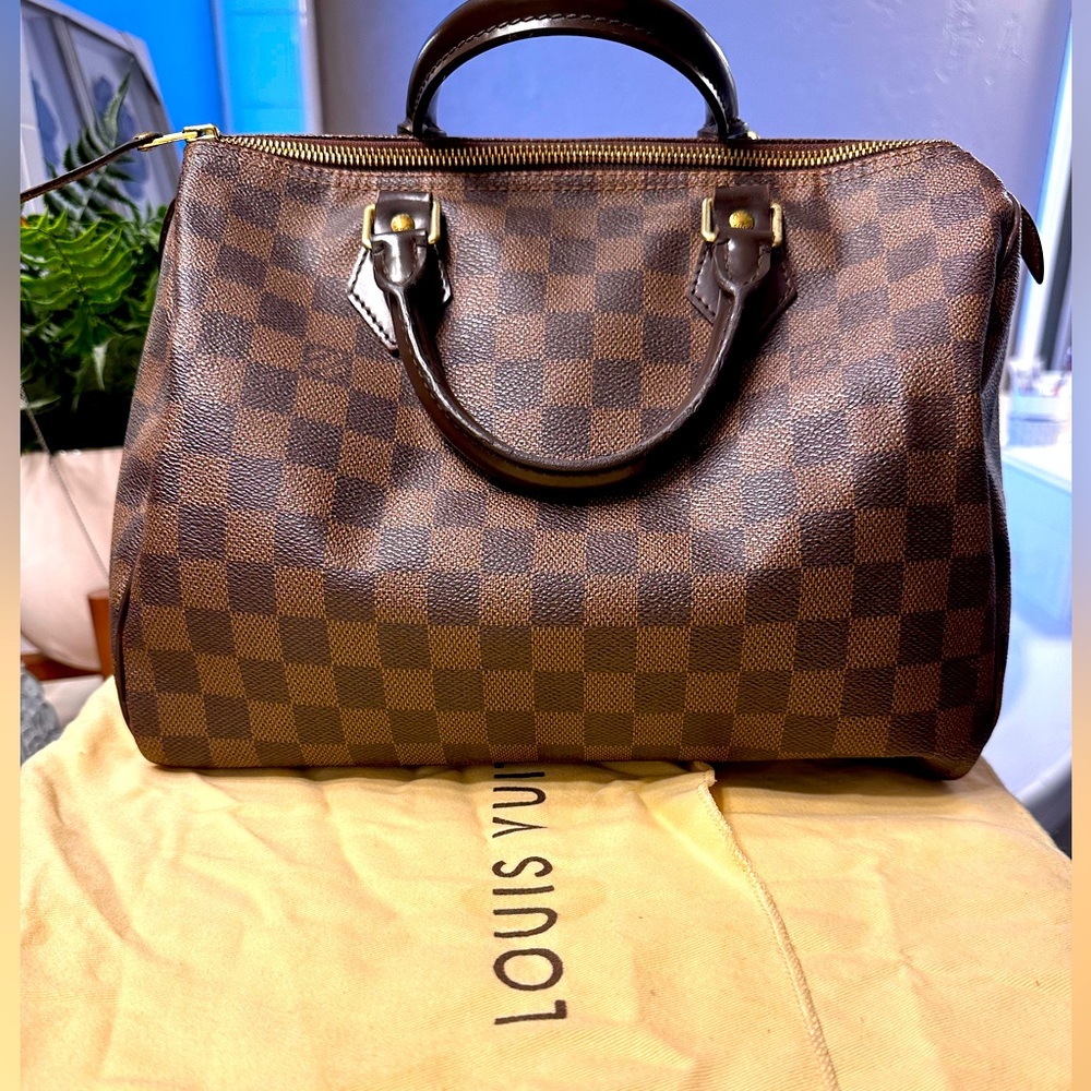 Louis Vuitton *Authentic Speedy 30
